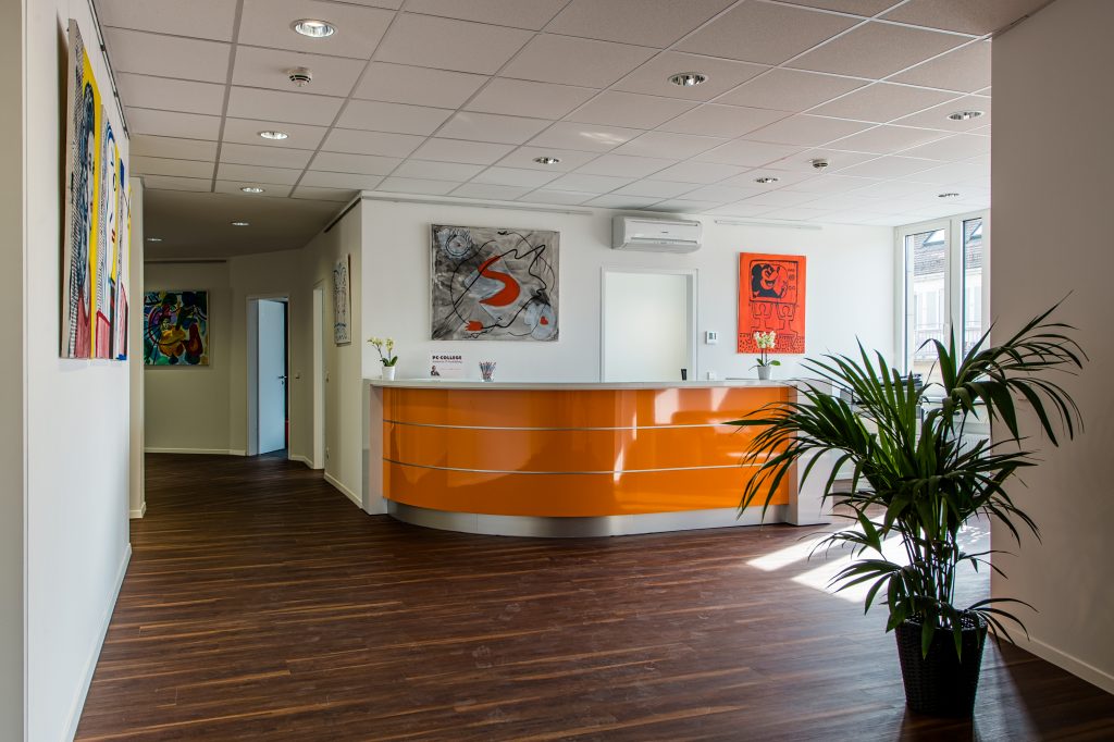 Foyer von PC-COLLEGE in Stuttgart